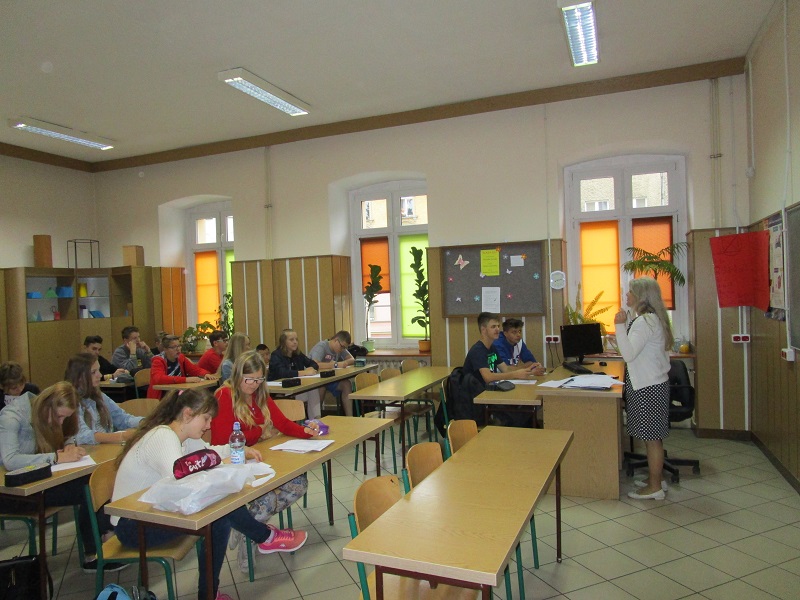 Młodzież uczestnicząca w spotkaniu